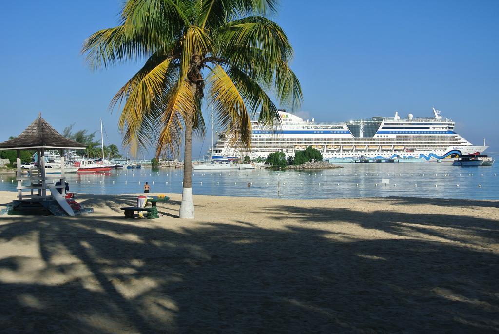 Beach Studio 4 Ocho Rios Room photo